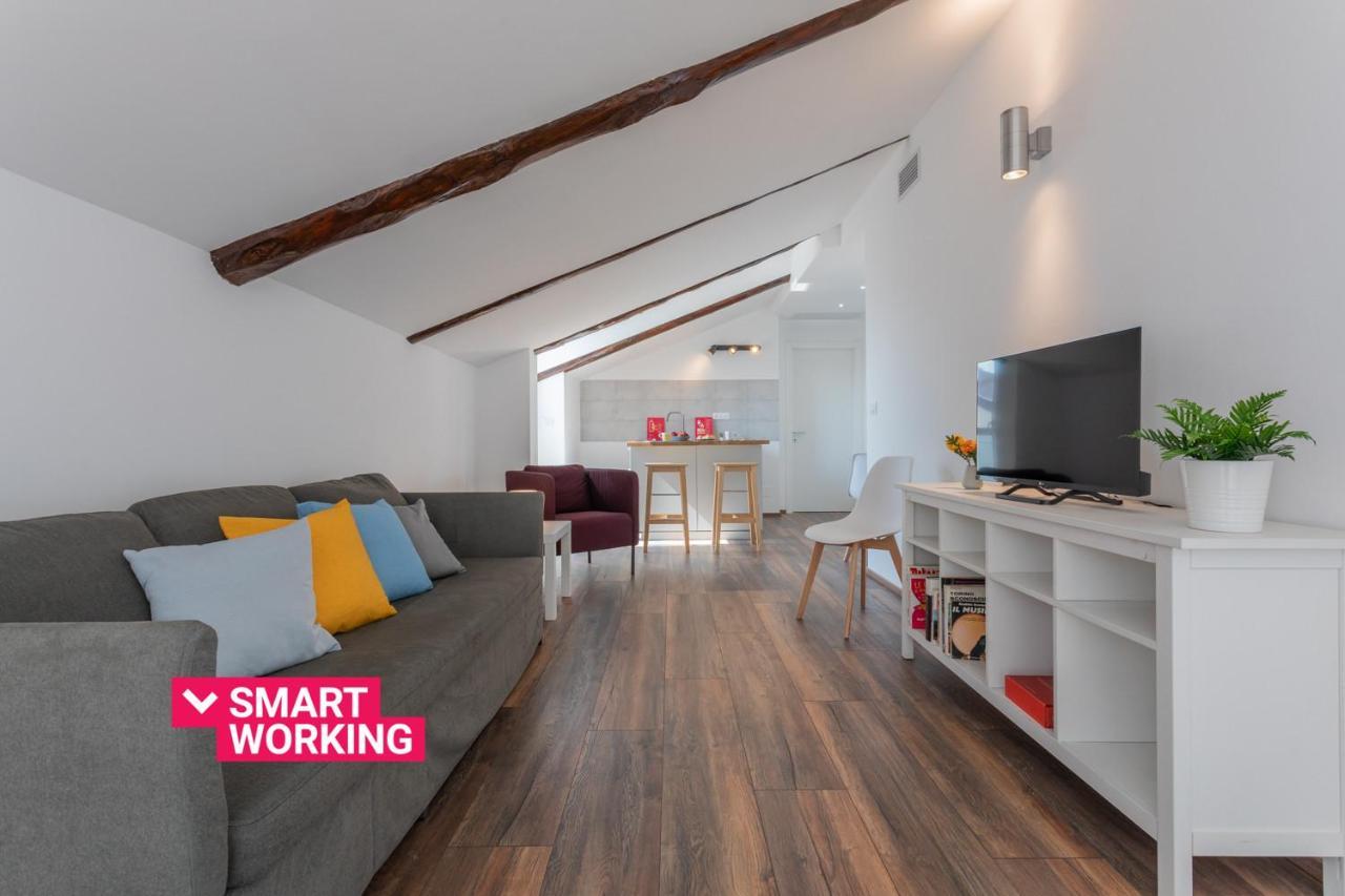 Ferienwohnung Mansarda Svizzera By Wonderful Italy Turin Exterior foto